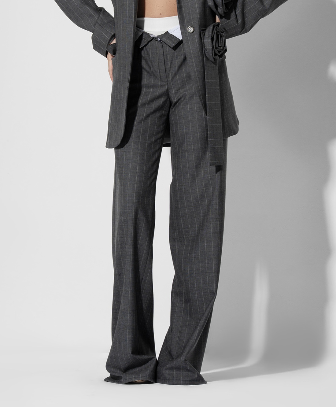 Pantaloni Tailored Wide cu dungi