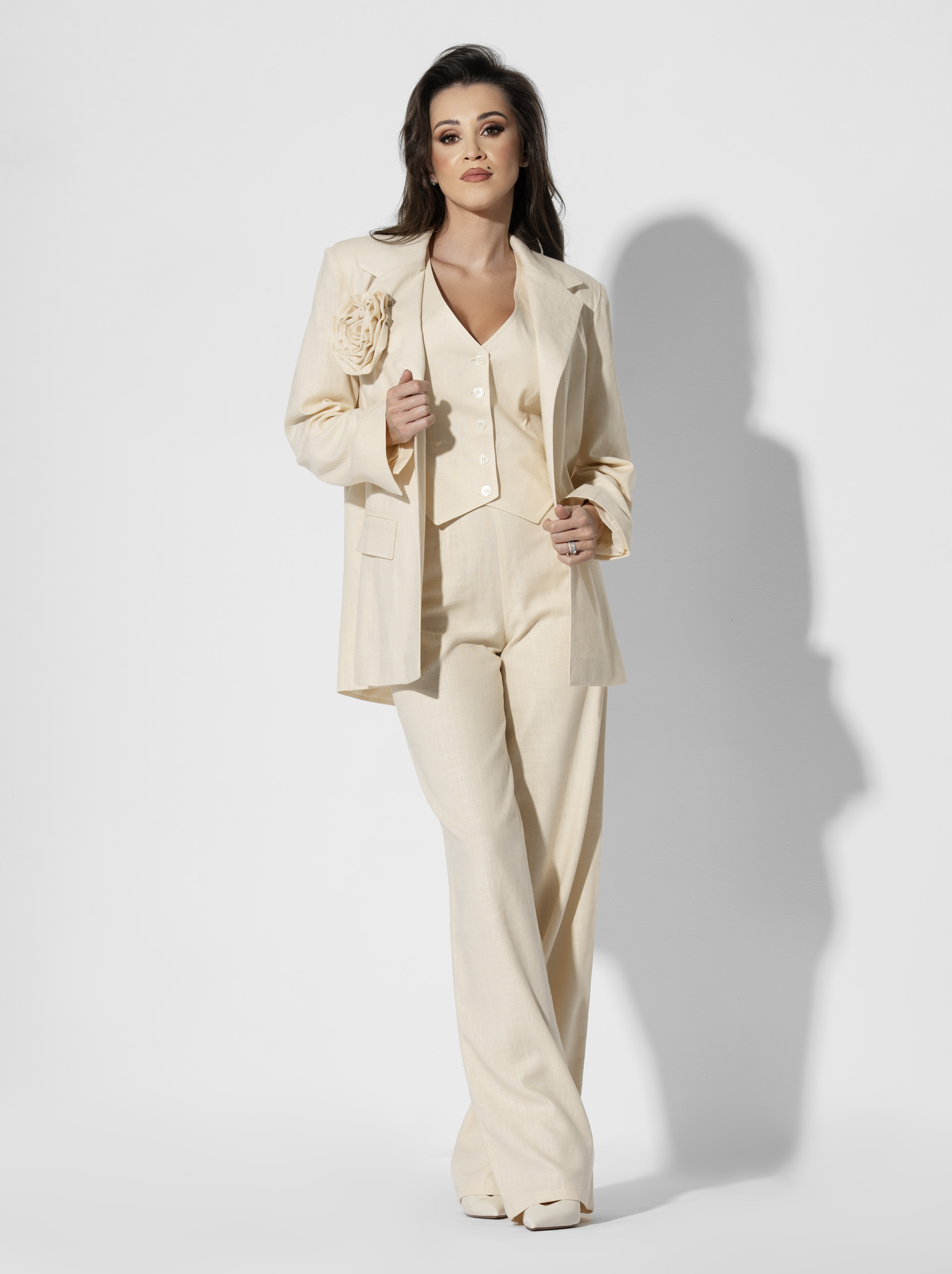 Set Summer din In cu Sacou, Vesta si Pantaloni Wide Leg